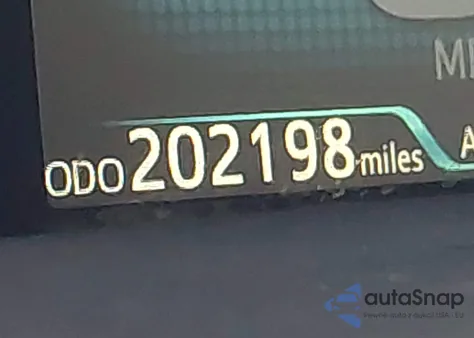 2018 Toyota Prius Four из США, поврежденный, VIN JTDKARFU9J3063697